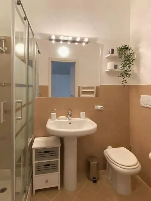 Chic Design Flat In Piero Della Francesca Apartment Milan